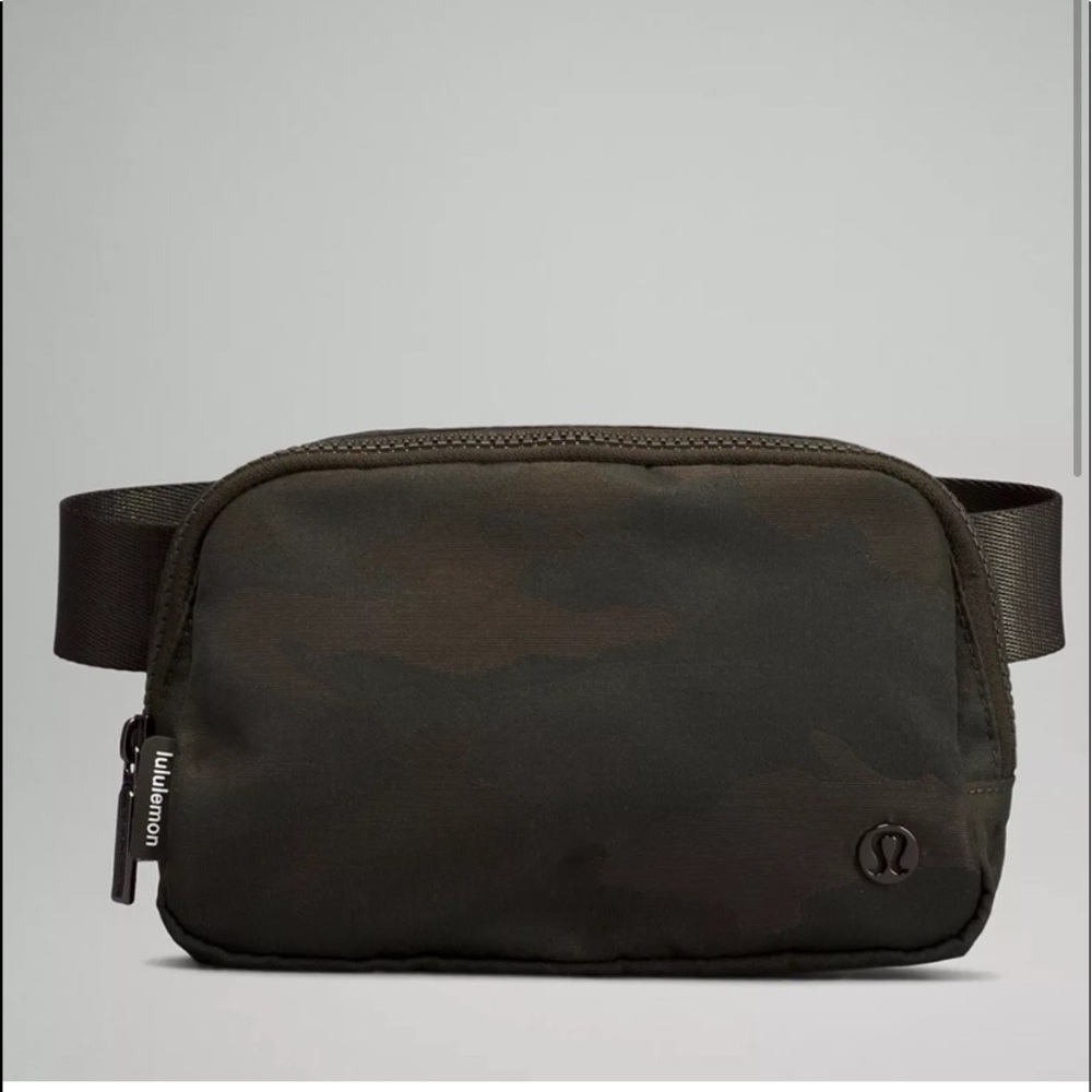Lululemon Everywhere Belt Bag Camo Crossbody Sling Bag Nwt